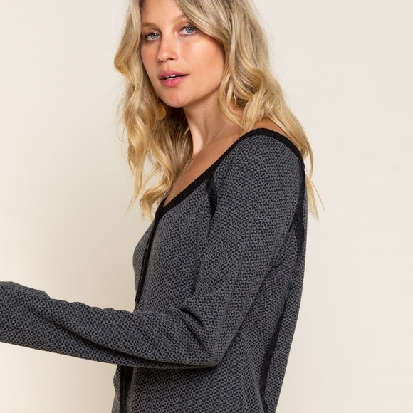 CHARCOAL TWO TONE TOP (REGULAR & PLUS) - Picture 4 of 10